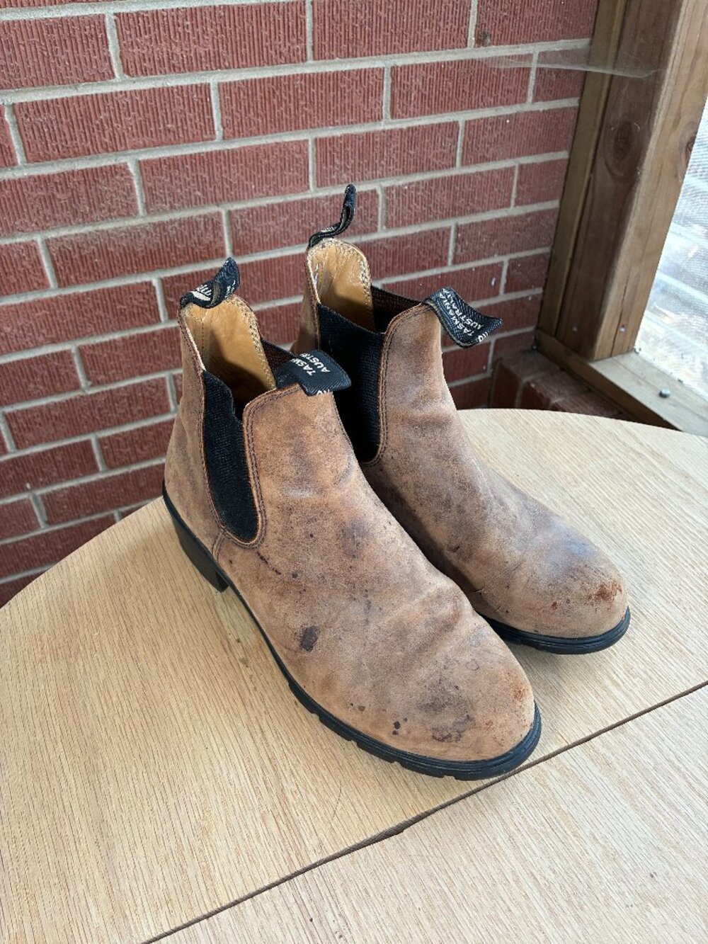 Women's Blundstone Leather Chelsea Brown Boots with Heel